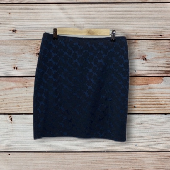 Caesar Exclusif Navy Pencil Skirt - Picture 9 of 10
